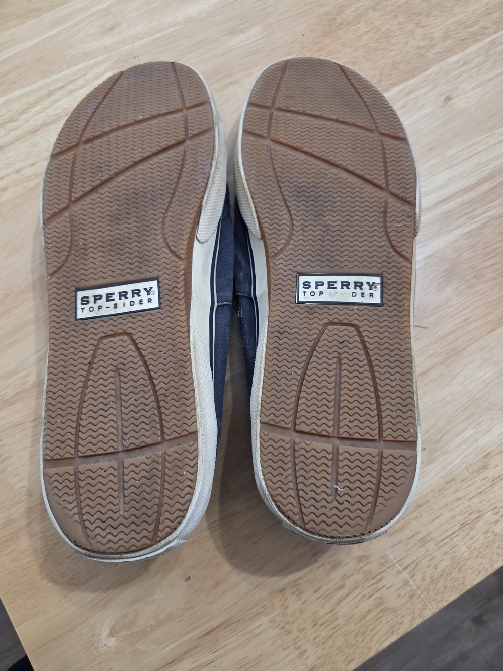Sperry Topsiders - Picture 3 of 3